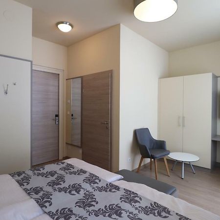 Hotel Kirchenwirt In Maria Schutz Schottwien Zewnętrze zdjęcie