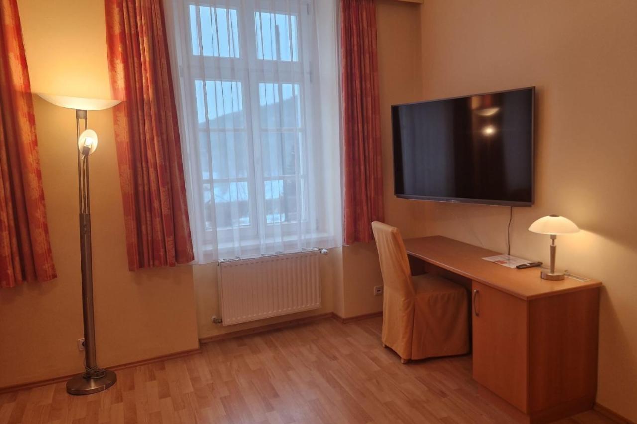 Hotel Kirchenwirt In Maria Schutz Schottwien Zewnętrze zdjęcie