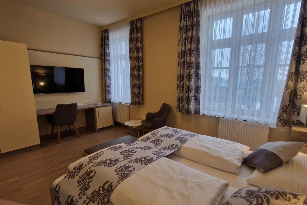 Hotel Kirchenwirt In Maria Schutz Schottwien Zewnętrze zdjęcie